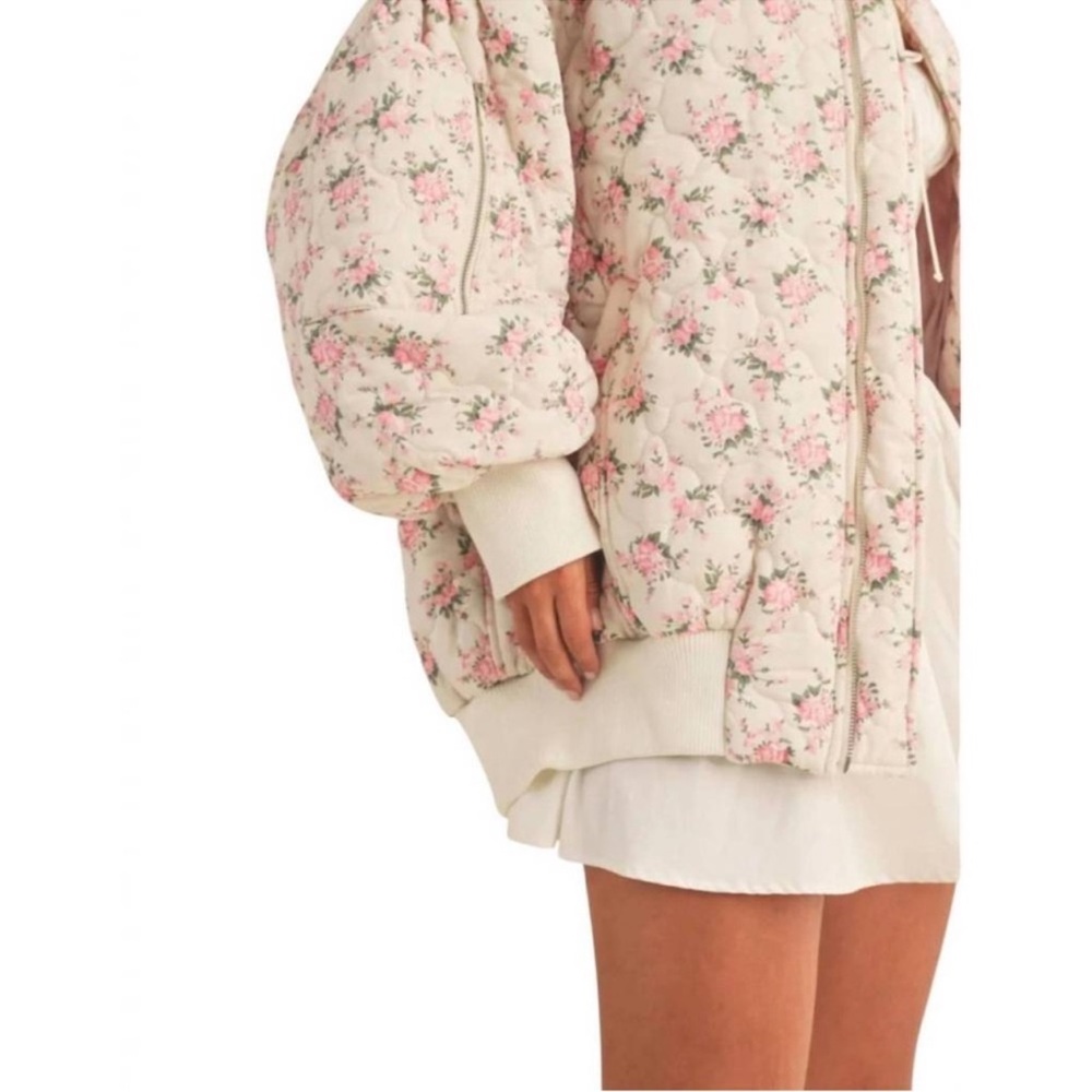 MABLE MALLORY OVERSIZED
BOMBER JACKET - Picture 6 of 16